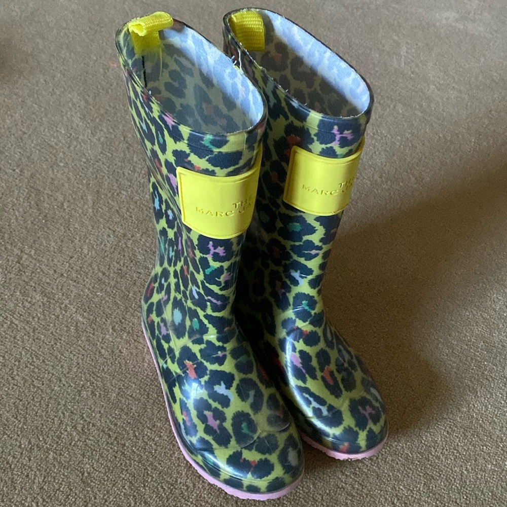 The Marc Jacobs green panther girls boots 11